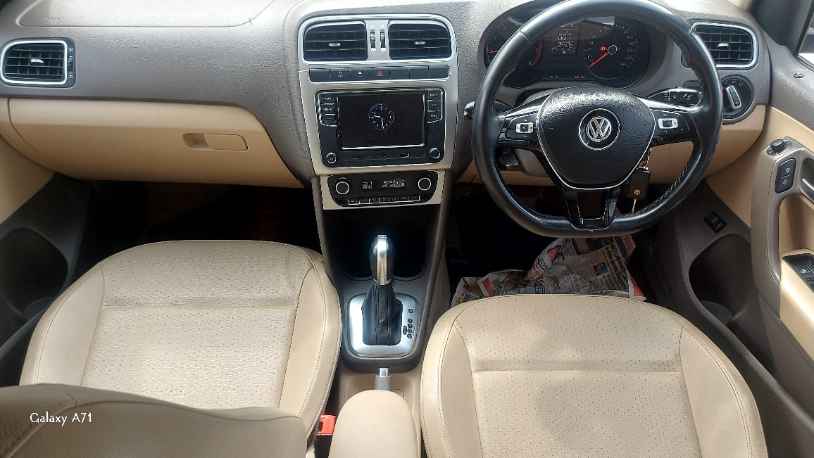 Volkswagen Vento(2015-2019) Highline Diesel At
